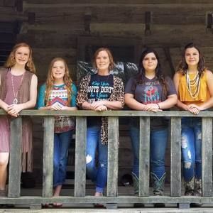 Meet your Posher, Stacy